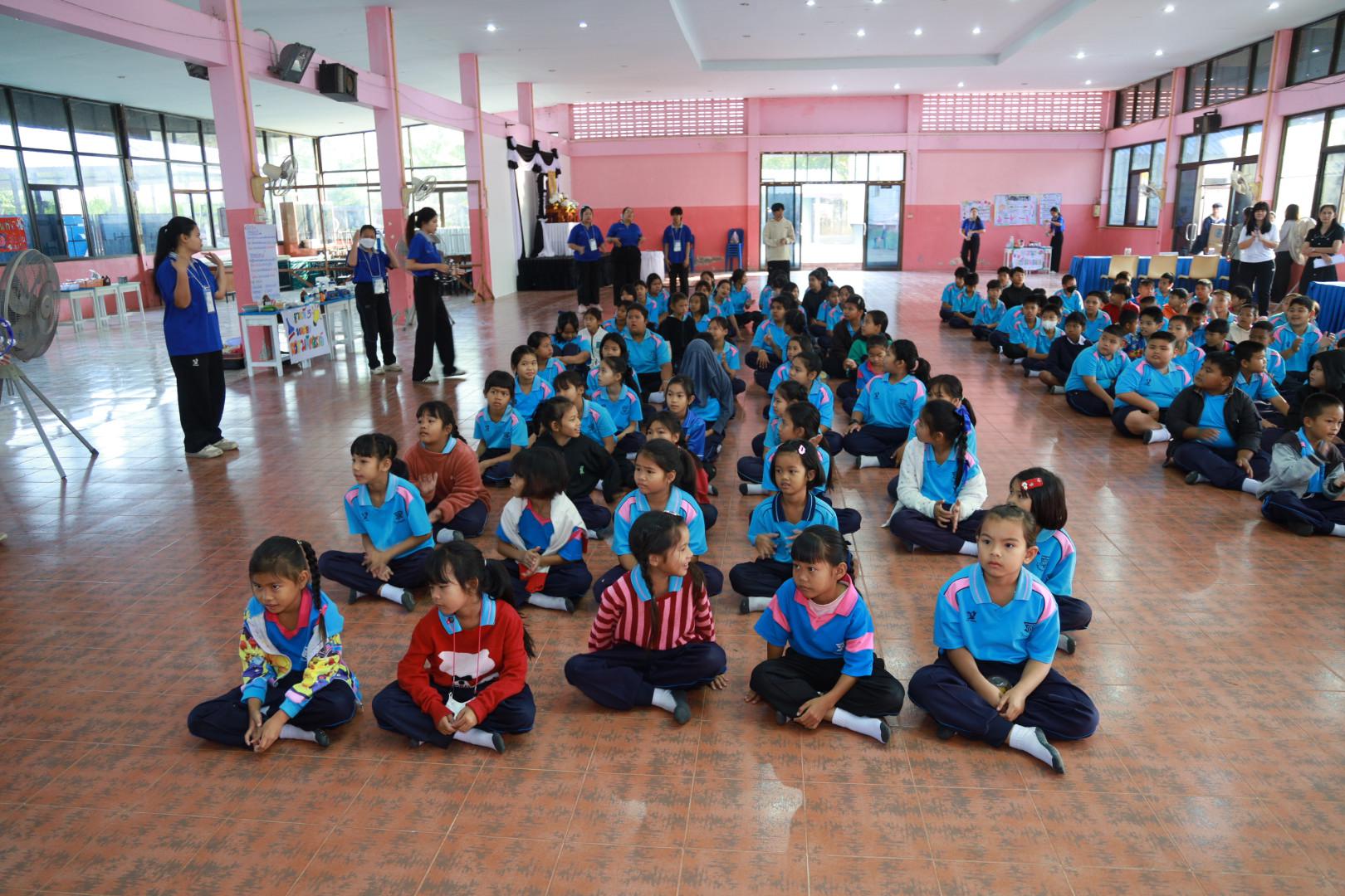 19. วันที่ 27 มกราคม 2569 โปรแกรมวิชาวิทยาศาสตร์ทั่วไป ได้จัดค่ายสเต็มศึกษาให้กับนักเรียนชั้นประถมศึกษาปีที่1-6 ณ โรงเรียนอนุบาลคลองขลุง จ.กำแพงเพชร